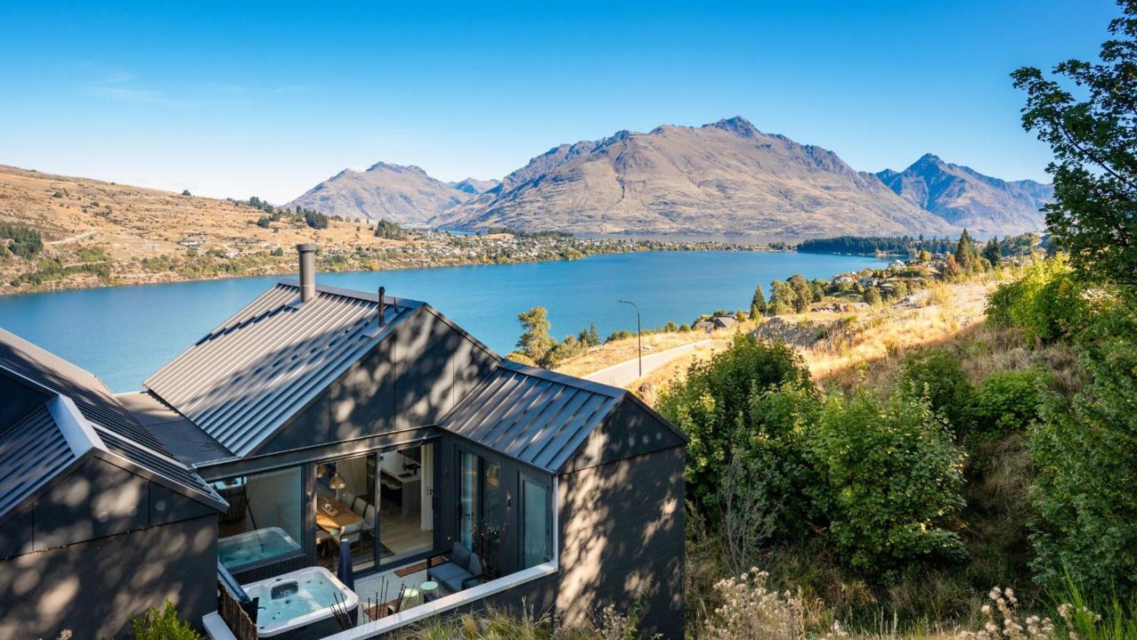 The Tiers- Hot Tub- Ac- Bbq- Free Parking Villa ควีนส์ทาวน์ ภายนอก รูปภาพ